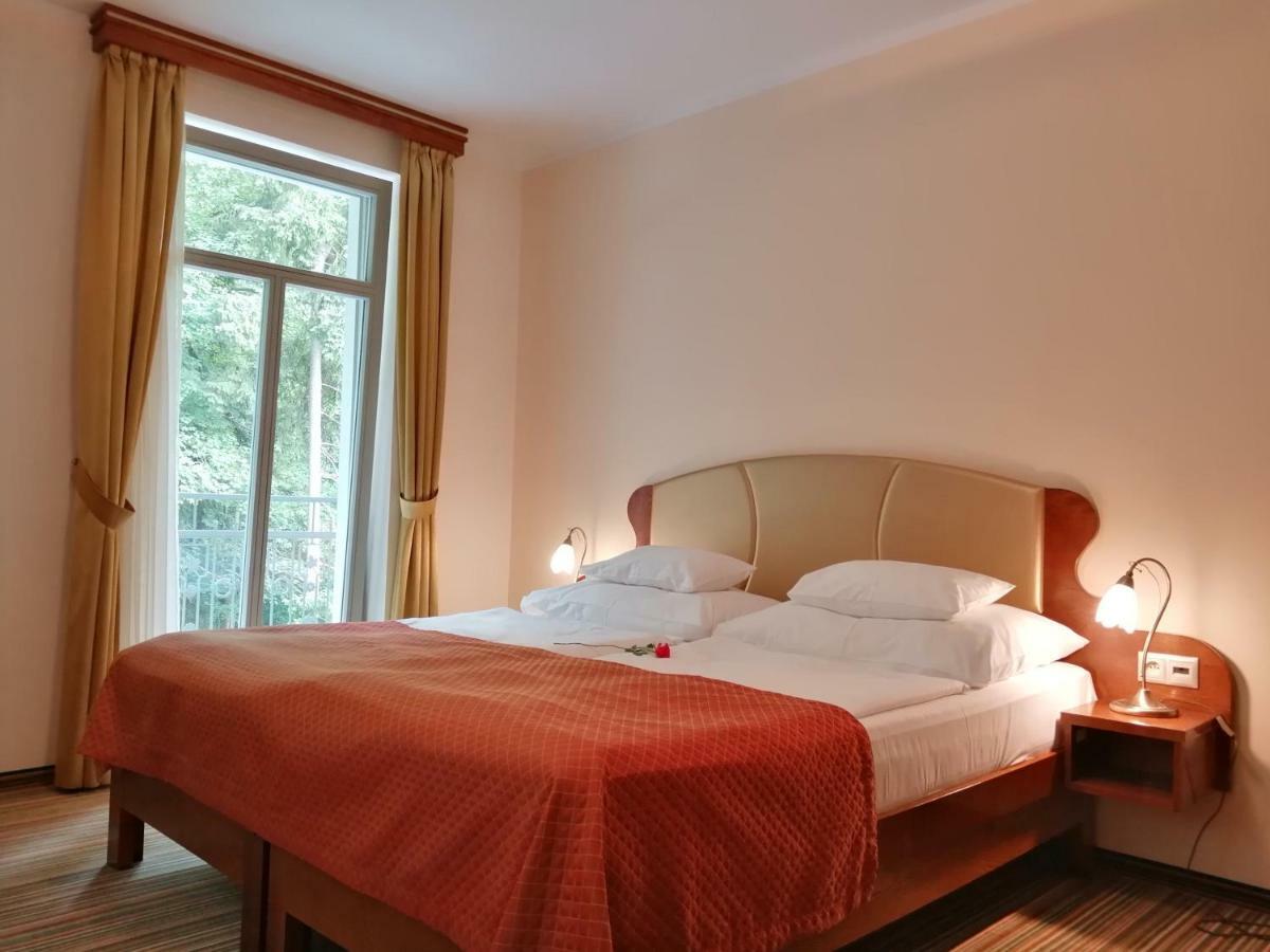 Parkhotel Forest Marianske Lazne Exterior photo